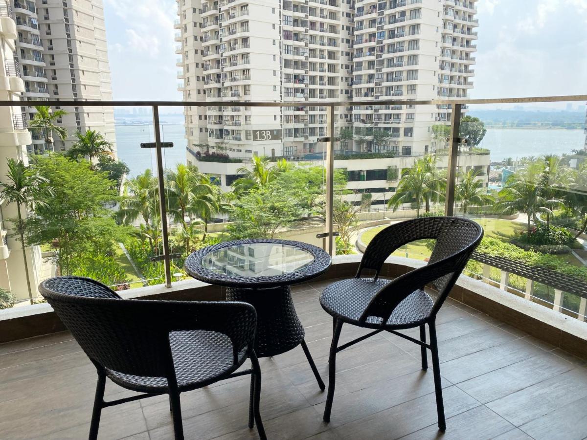 Scenic Country Garden Danga Bay By Lions Bay Apartment Джохор Бахру Стая снимка