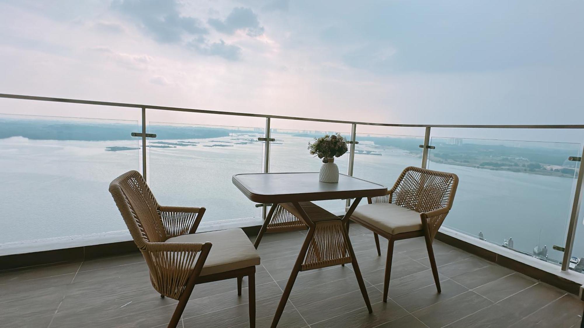 Scenic Country Garden Danga Bay By Lions Bay Apartment Джохор Бахру Екстериор снимка