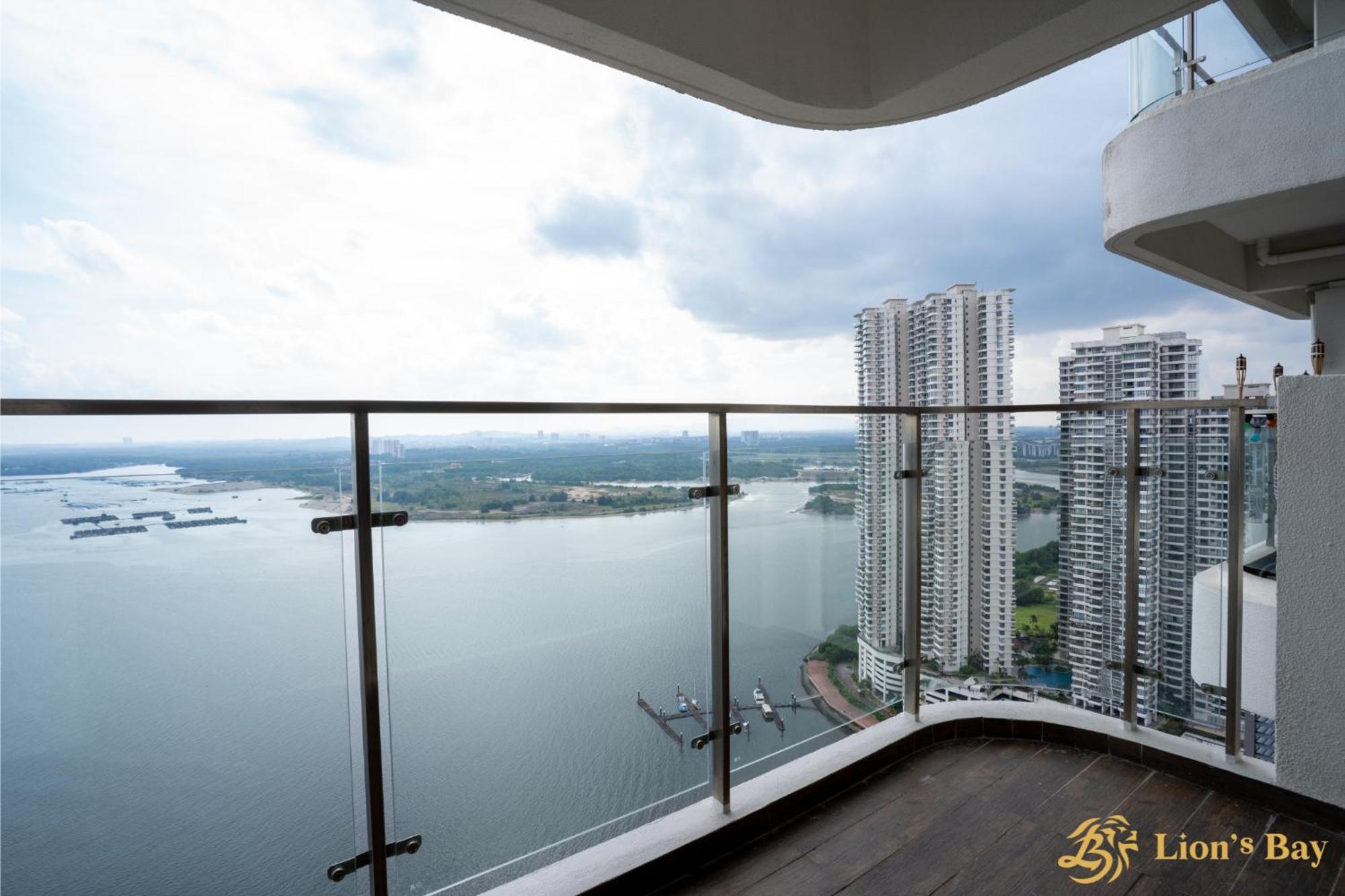 Scenic Country Garden Danga Bay By Lions Bay Apartment Джохор Бахру Екстериор снимка