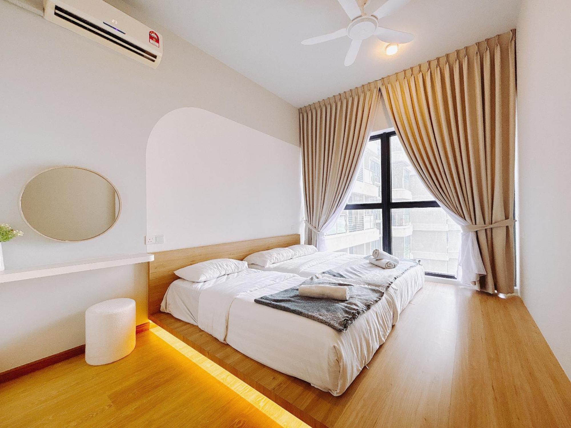 Scenic Country Garden Danga Bay By Lions Bay Apartment Джохор Бахру Стая снимка